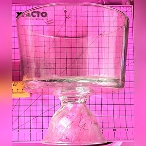 Vintage Glass 8" Trifle Bowl on Beautiful Swirl Pedastal